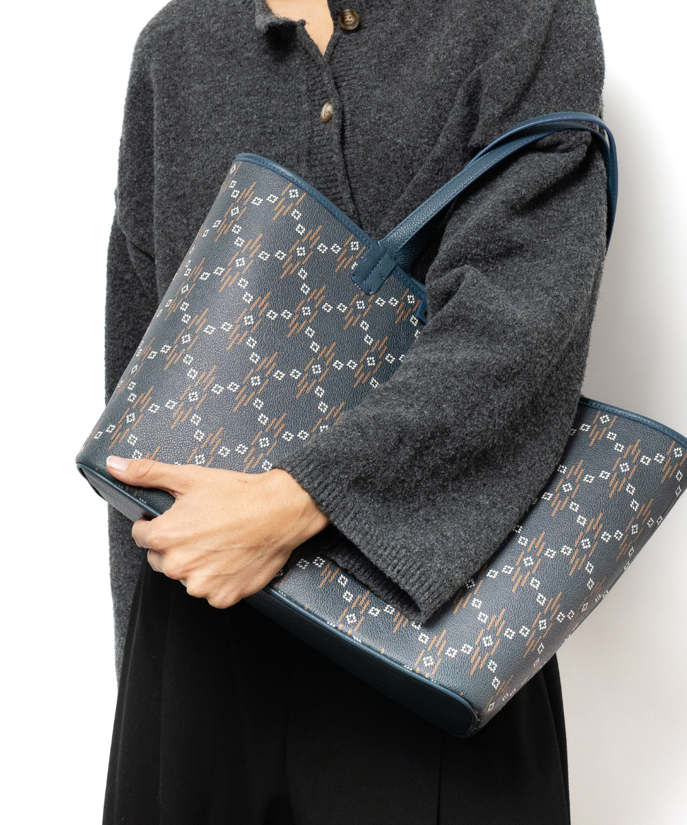 Rimaz Signature Tote in Sama Blue